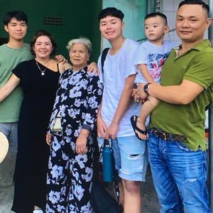 Meet your Posher, Thanh